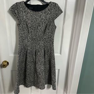 AB studio dress Sz 4 pleated design bottom